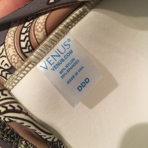 VENUS bikini top!! Size DDD